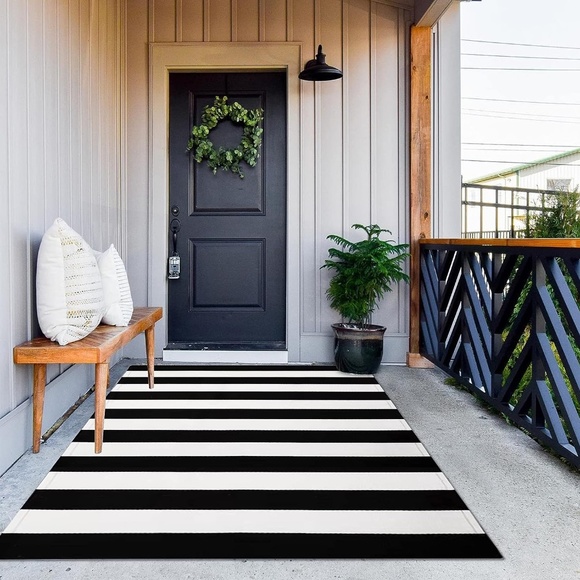 MUBIN Cotton Black & White Striped Rug 27.5"x 43" Outdoor Reversible Hand Woven - Picture 1 of 7